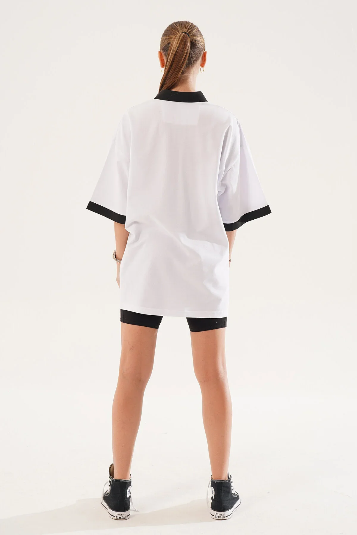 Kadın Oversize Beyaz Polo Yaka T-shirt - görsel 8