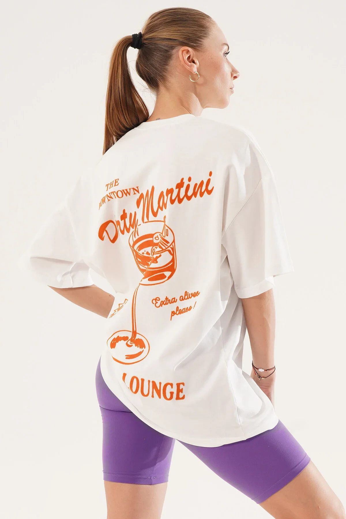 Kadın Kadife Baskılı Beyaz Oversize T-Shirt